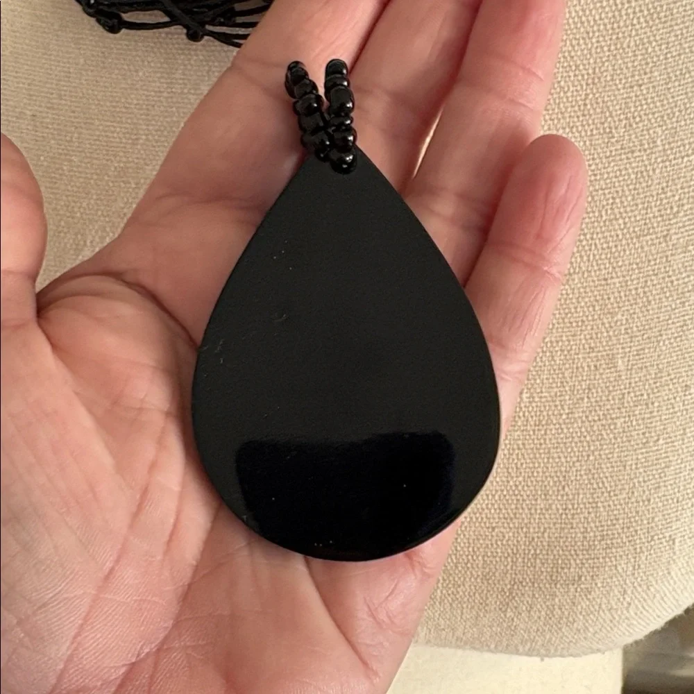 Sajen Abalone Shell Teardrop Statement Pendant Beaded Cord Necklace 18" - Picture 9 of 12